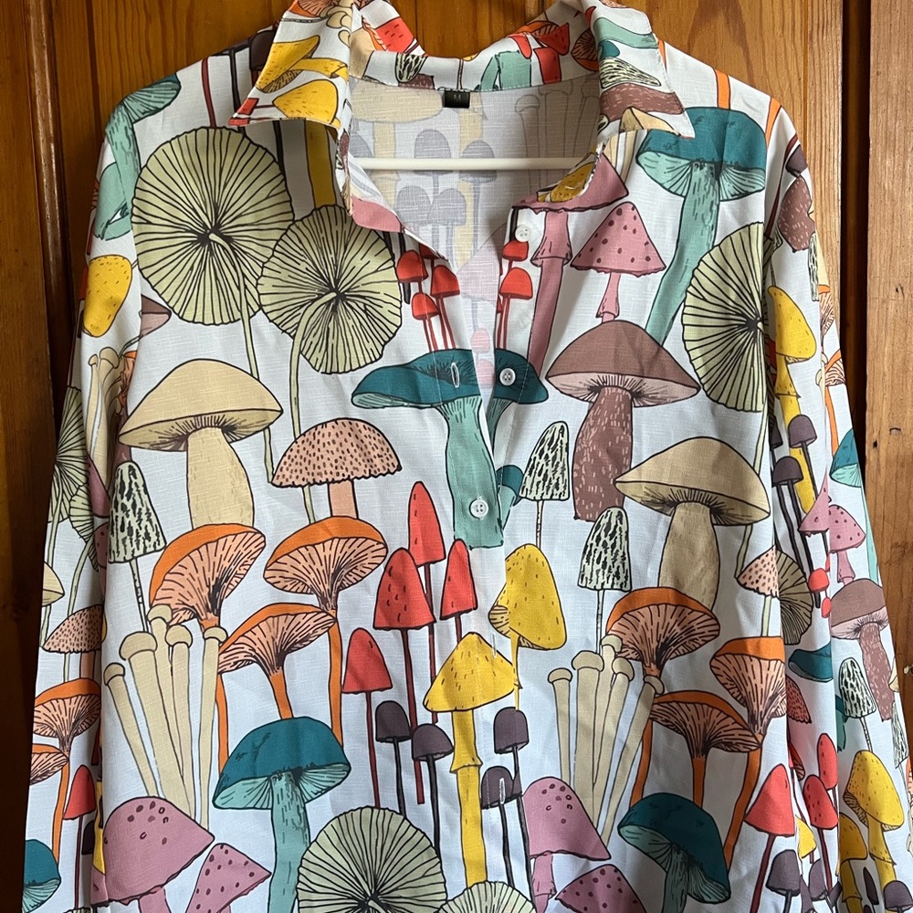 Vintage mushroom button up